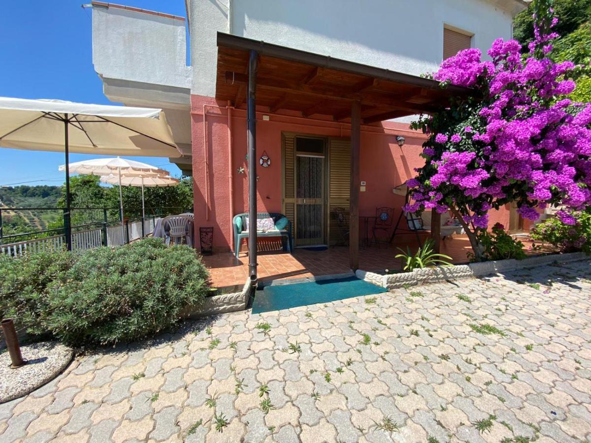 B&B Santa Lucia Silvi Paese Экстерьер фото