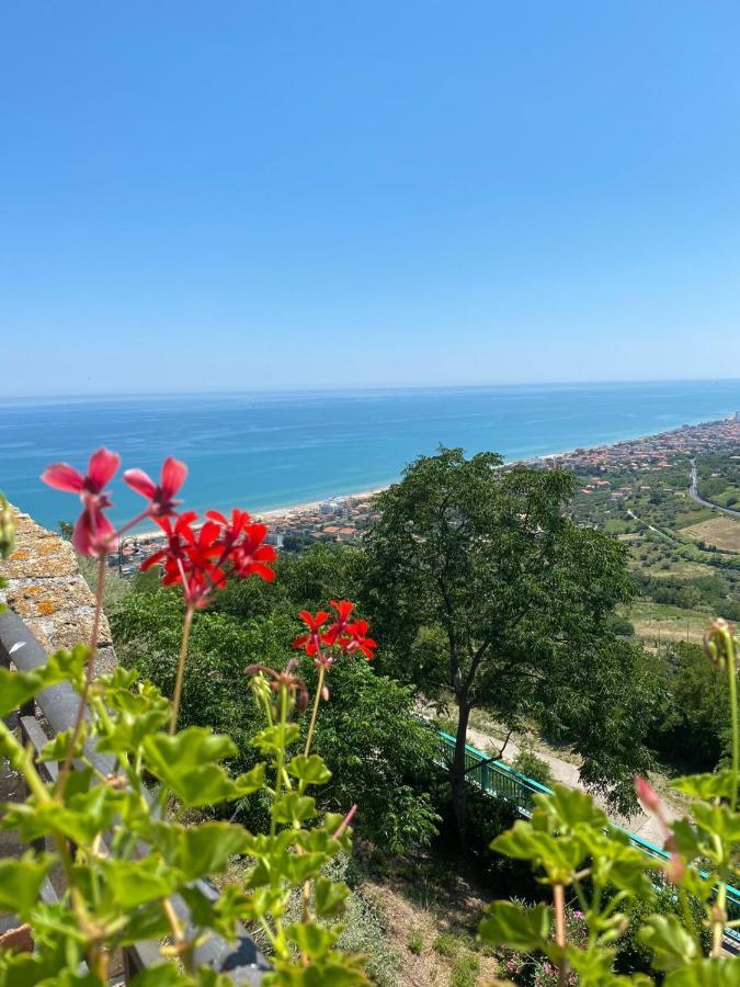 B&B Santa Lucia Silvi Paese Экстерьер фото