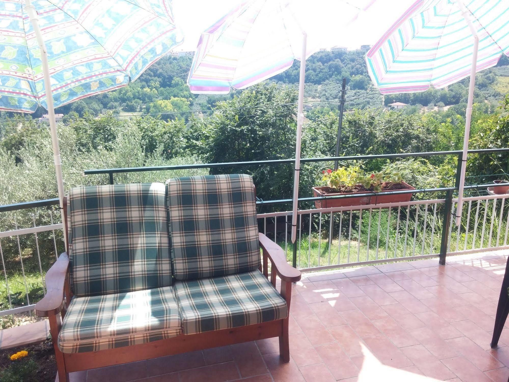 B&B Santa Lucia Silvi Paese Экстерьер фото