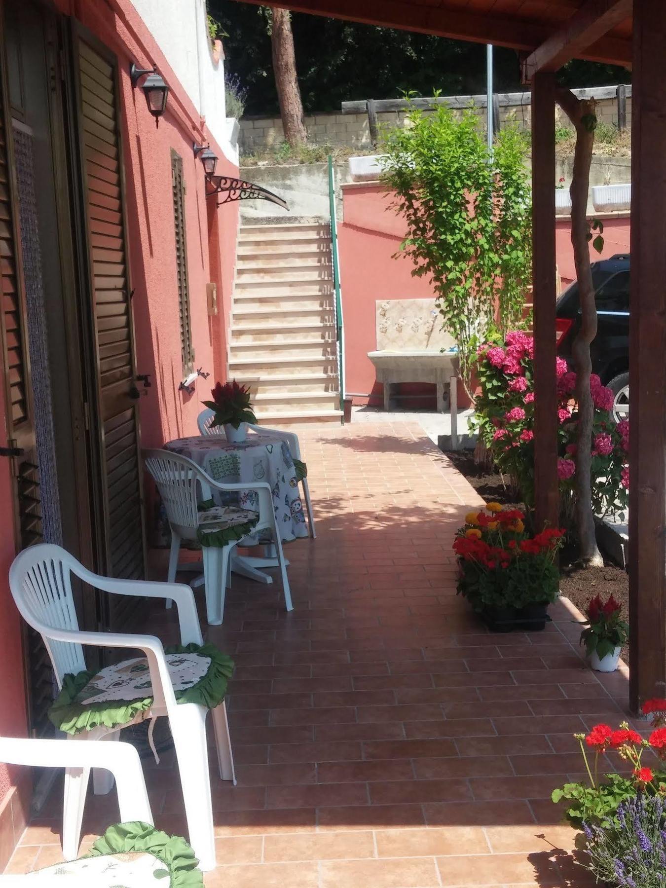 B&B Santa Lucia Silvi Paese Экстерьер фото