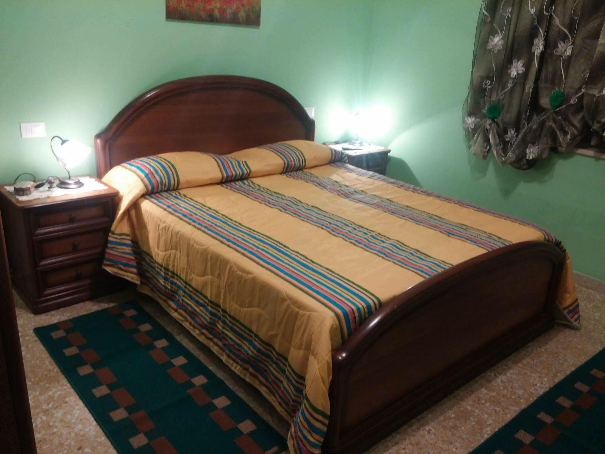 B&B Santa Lucia Silvi Paese Экстерьер фото
